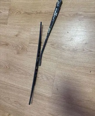 Jeep Cherokee Front wiper blade arm