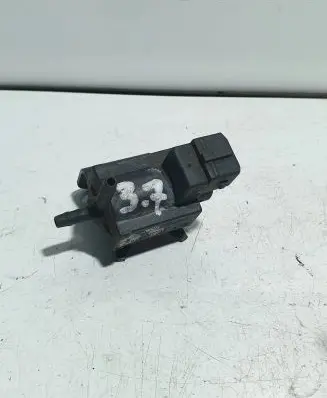 Audi A8 S8 D2 4D Turbo solenoid valve 077906283 02T183 72240201