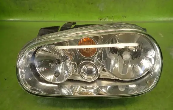 Volkswagen Golf IV Headlight/headlamp 086752