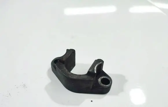 BMW 3 E90 E91 Fuel Injector clamp holder 