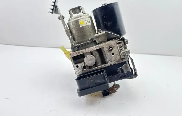 Toyota Prius (XW20) ABS Pump 4451047050 2RC262154