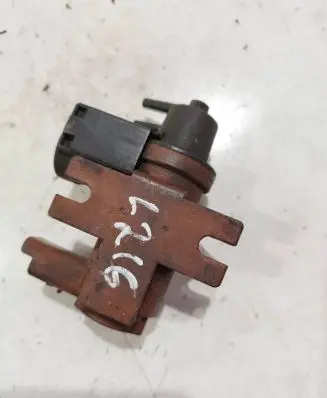 Volvo V70 Turbo solenoid valve 6g9q9e882ca