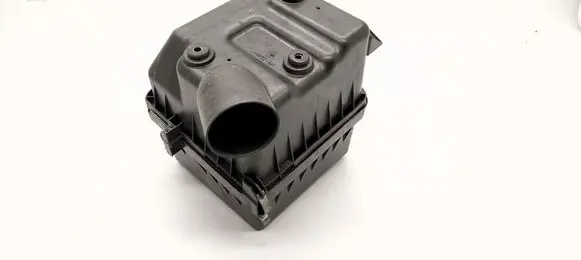 Toyota RAV 4 (XA40) Air filter box 2220426010 1770126320