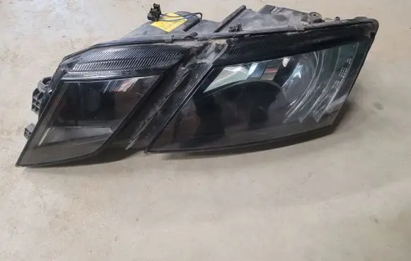 Skoda Octavia Mk3 (5E) Headlight/headlamp 5E1941015C