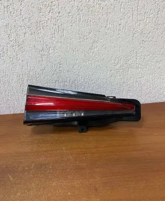 Lexus NX Tailgate rear/tail lights W4052 1277