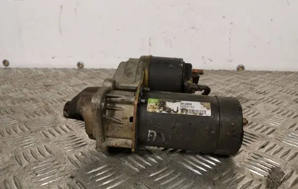 Opel Zafira A Starter motor D6RA162