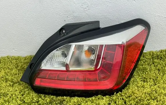 Mitsubishi Space Star Rear/tail lights adu011-0000