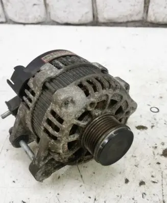 Hyundai Santa Fe Generator/alternator 373002F300 8400291