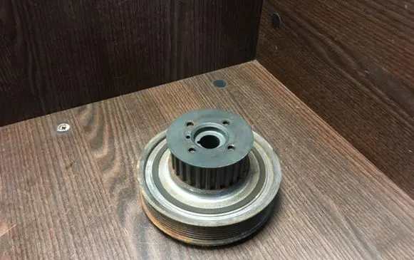 Iveco Daily 4th gen Crankshaft pulley WGR71 280330HZ