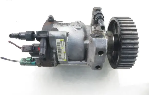 KIA Carnival Fuel injection high pressure pump R9044Z022A 331004X500