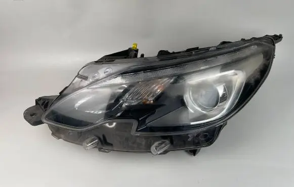 Peugeot 2008 I Headlight/headlamp 9814749080