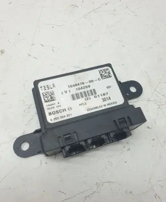 Tesla Model S Parking PDC control unit/module 104847600C 104847600 1048476