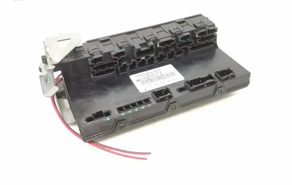 Mercedes-Benz E W211 Fuse module 2115452201 5DK00804760