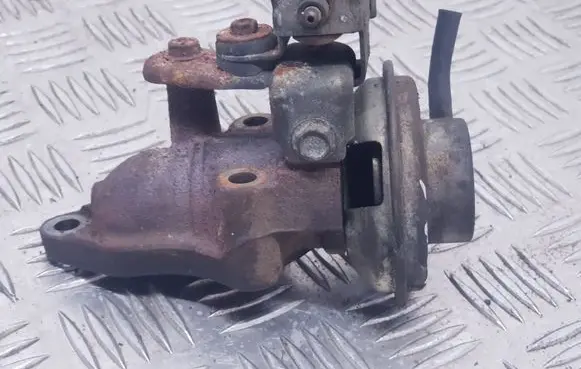 Toyota Avensis T220 EGR valve 2580027010