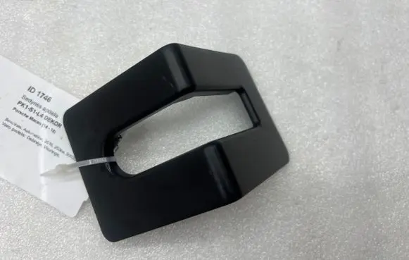 Porsche Macan (95B) Seat trim 95B885250A