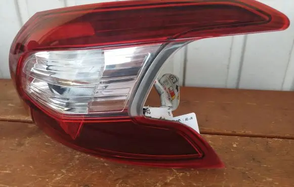 Peugeot 308 Rear/tail lights 9677817580