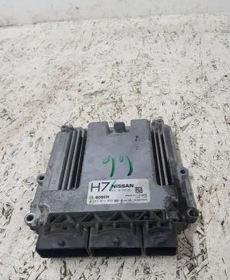 Nissan Qashqai Engine control unit/module 23710BB58E