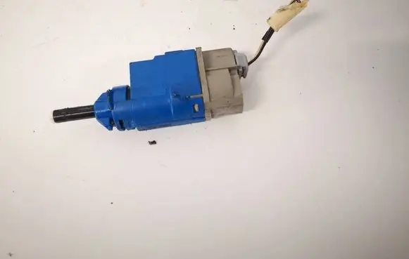 Dacia Logan II Brake pedal sensor switch 253255192r