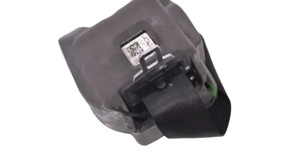 BMW 2 F44 Rear seatbelt