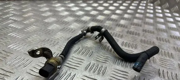 Mercedes-Benz E W212 Fuel pressure sensor A6510703981