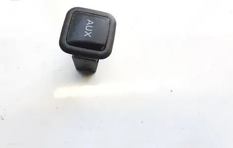 Seat Exeo (3R) USB socket connector 