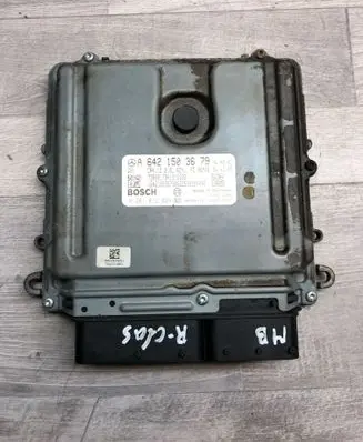 Mercedes-Benz R W251 Engine control unit/module A6421503679 0281012024 1039S14050