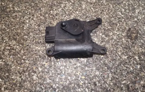 Volkswagen Transporter - Caravelle T5 Air flap motor/actuator 0132801320