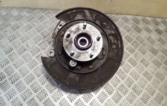 Suzuki Grand Vitara II Rear wheel hub