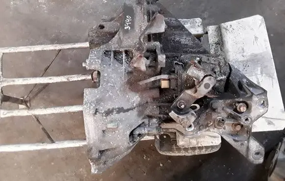 Ford Transit Manual 5 speed gearbox 6C1R7002AA 0109060556