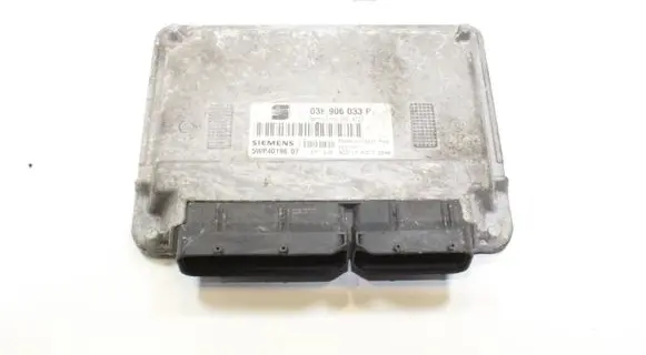 Seat Ibiza IV (6J,6P) Engine control unit/module 03E906033P 5WP4019607