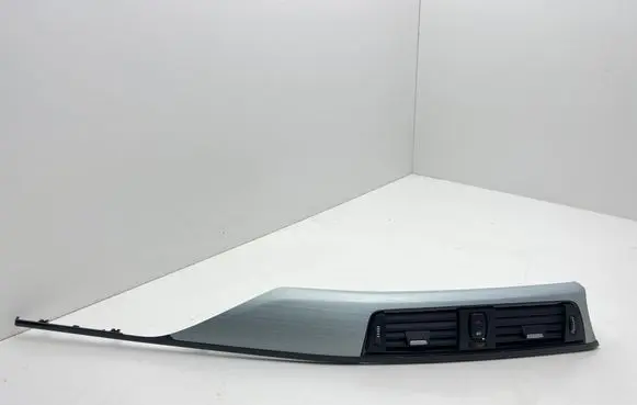 BMW 4 F32 F33 Dash center air vent grill 9218552 508835
