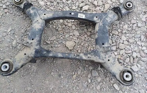 Mercedes-Benz GL X164 Rear subframe A164350032AC A164350032
