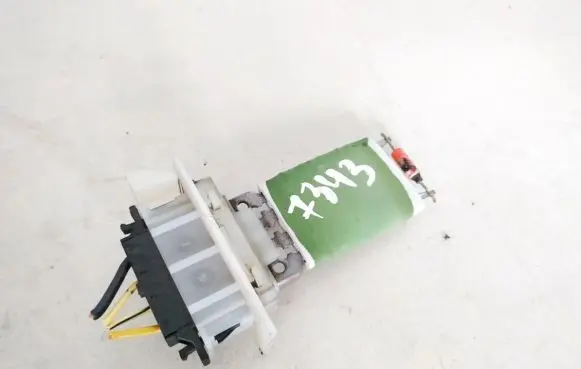 Peugeot 107 Heater blower motor/fan resistor