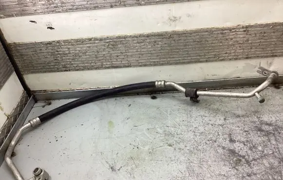 Subaru Forester SH Air conditioning (A/C) pipe/hose