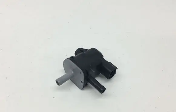 Toyota RAV 4 (XA40) Turbo solenoid valve 1362007010 1609236 9091012276