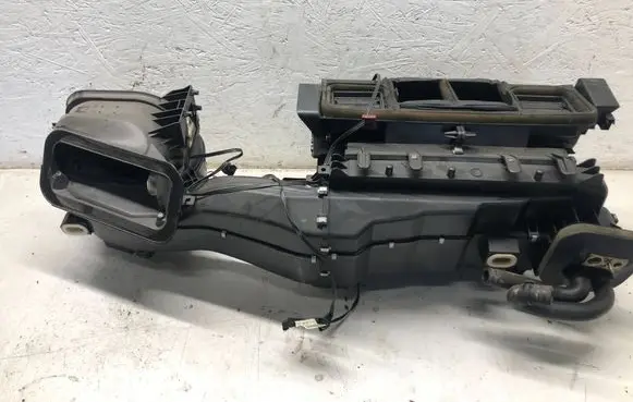 Mercedes-Benz C W203 Interior heater climate box assembly 2038300362 0139870