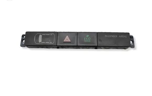 Mitsubishi Outlander Hazard light switch 8002B409 1226000052 C68233