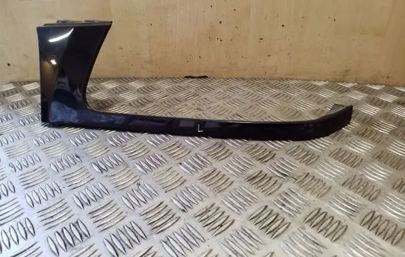 Under headlight/headlamp trim
