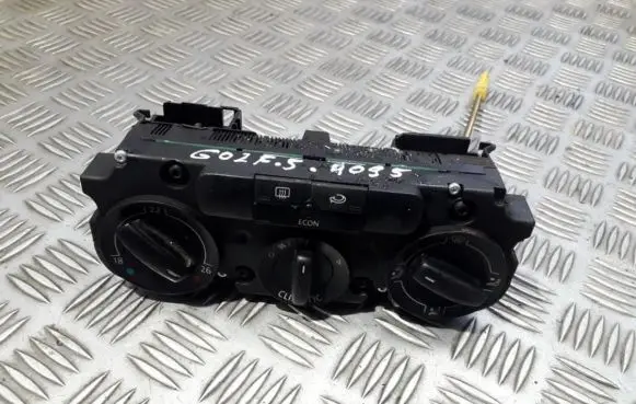 Volkswagen Golf V Climate control unit 7M3945112A