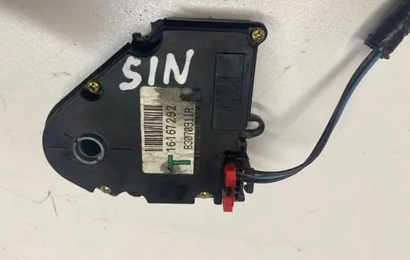 Opel Sintra Air flap motor/actuator 16167292 B3070911R