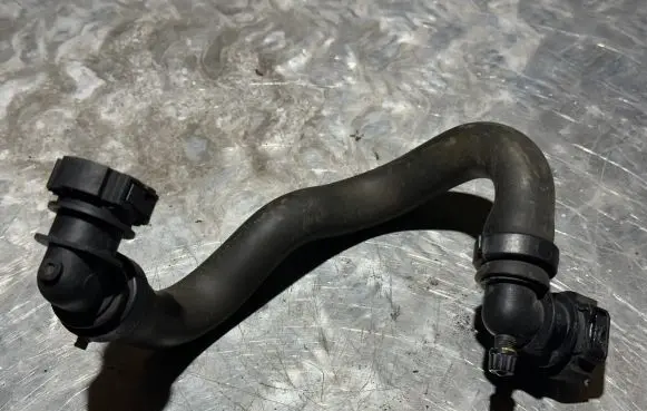 Citroen DS4 Engine coolant pipe/hose 968468428004