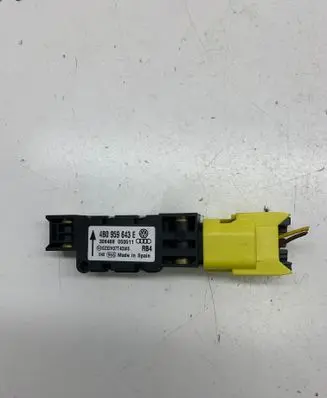 Volkswagen Phaeton Airbag deployment crash/impact sensor 4B0959643E 306488 050511