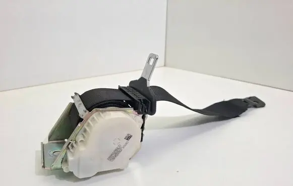 BMW 5 F10 F11 Rear seatbelt 33061262D 030520121030 CY0WX270