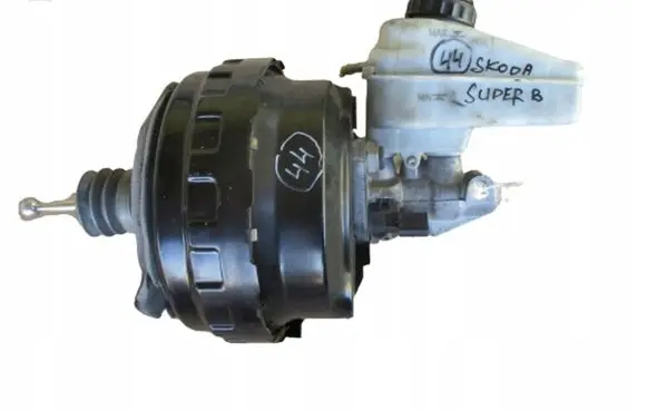 Citroen C4 II Brake booster 9674747580