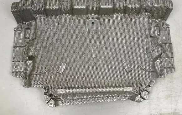 Volvo V90 Cross Country Engine splash shield/under tray 31497543 A15995