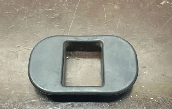 Honda HR-V Rear door check strap stopper