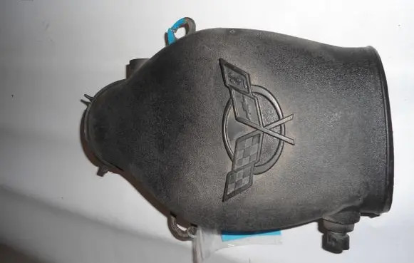 Chevrolet Corvette C5 Air intake hose/pipe