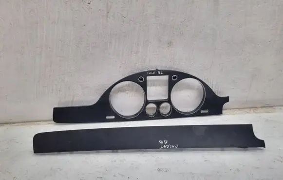 Volkswagen PASSAT B6 Dashboard trim 3C1858335AN
