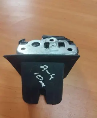 Audi A4 S4 B8 8K Tailgate/trunk/boot lock/catch/latch