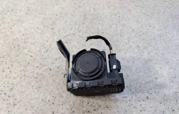 Volvo S60 Alarm system siren 3141971333 31419713